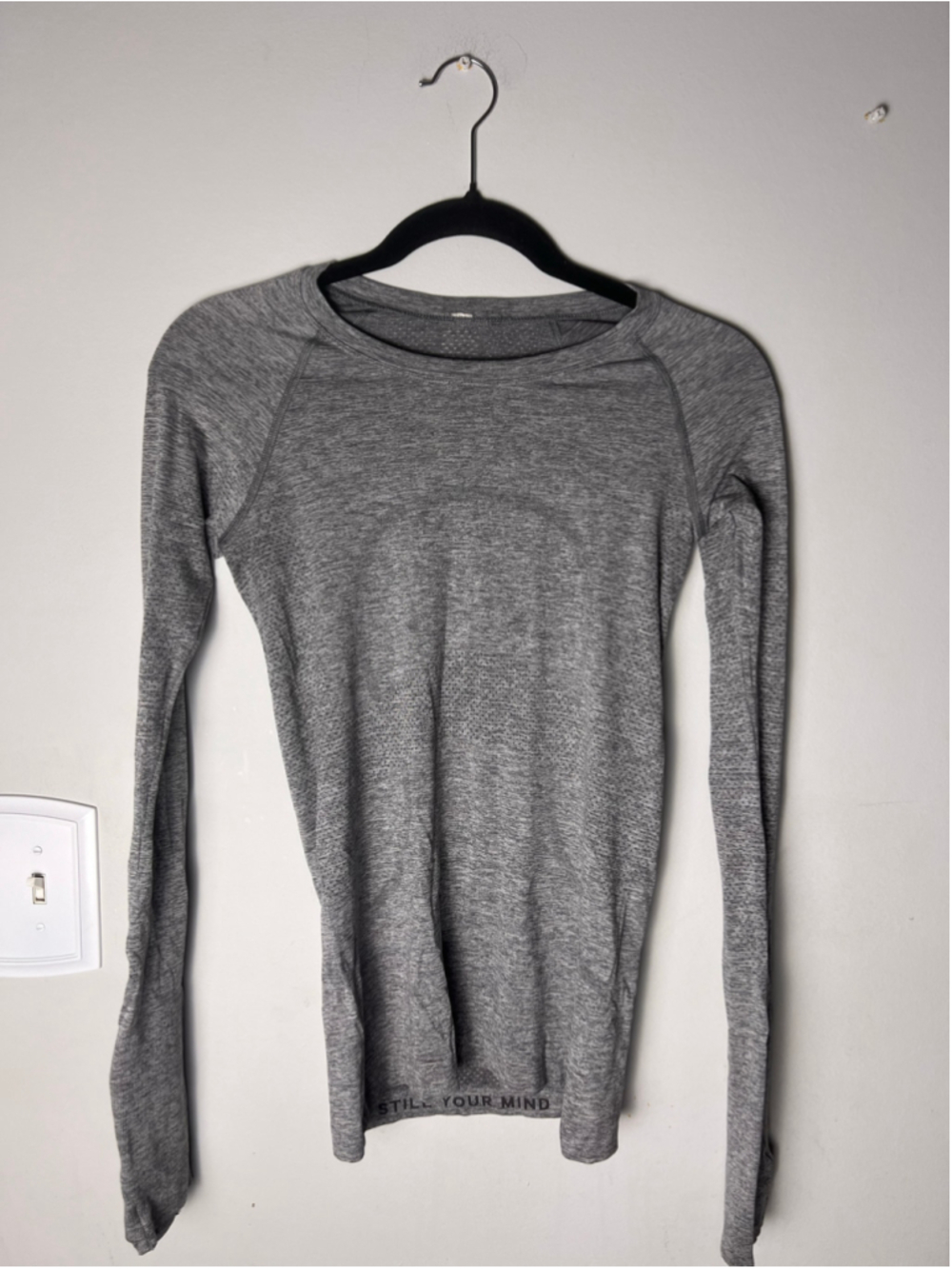 Lululemon Swiftly Tech Gray Long Sleeve Running Yoga Shirt Still Your Mind
